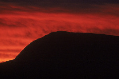 Röd himmel © Kvikkjokksfotografen Tor Tuorda