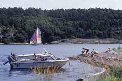 Strandläggning i Koljöfjorden © Kvikkjokksfotografen Tor Tuorda