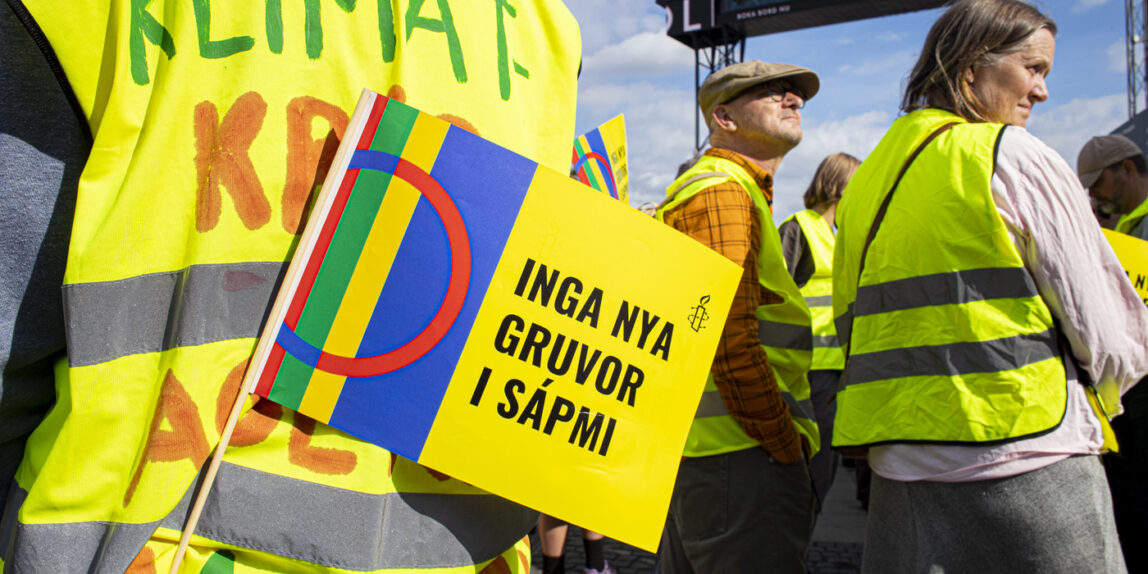 Tjänstemän hotar Sveriges statliga värdegrund. Hotar demokratin.