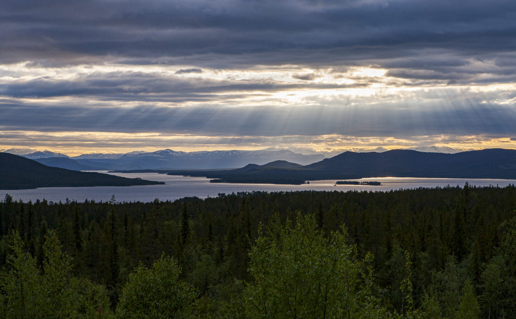 Beowulf Mining is dying, but it is better than an entire Sami cultural landscape  die with the mine construction in Gállok, Kallak.