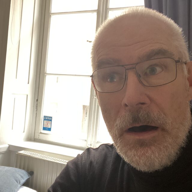 Finns någon politisk hemvist?